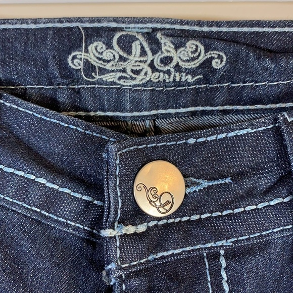 NWT. Dolm 11 (Waist 32”) 9” High-rise Skinny Fit Jeans. - Picture 2 of 9